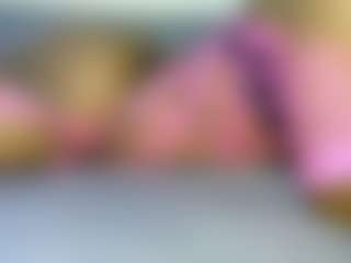 Live cam show with thickpetite - Ebony Petite on Camsoda