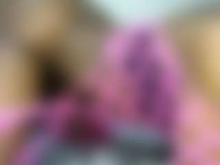 thickpetite's Live Sex Cam Show