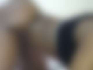 thickpetite's Live Sex Cam Show