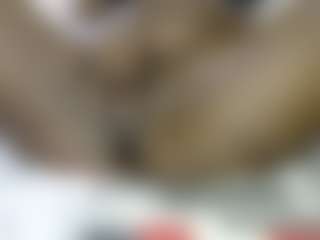 thickpetite's Live Sex Cam Show