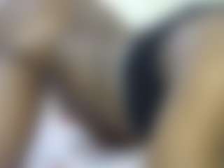 thickpetite's Live Sex Cam Show