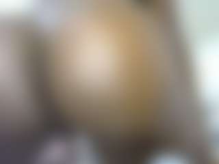 thickpetite's Live Sex Cam Show