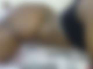 thickpetite's Live Sex Cam Show
