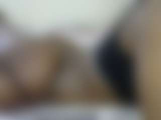 thickpetite's Live Sex Cam Show