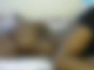 thickpetite's Live Sex Cam Show