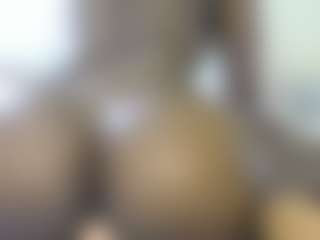 thickpetite's Live Sex Cam Show