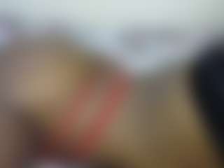 thickpetite's Live Sex Cam Show