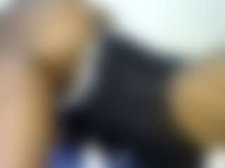 thickpetite's Live Sex Cam Show