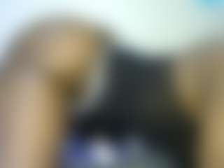 thickpetite's Live Sex Cam Show