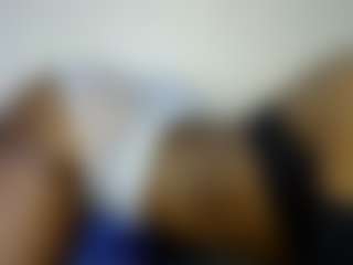 thickpetite's Live Sex Cam Show