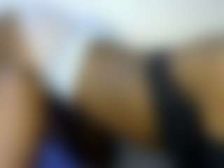 thickpetite's Live Sex Cam Show