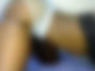 thickpetite's Live Sex Cam Show