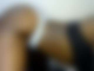 thickpetite's Live Sex Cam Show