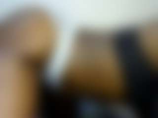 thickpetite's Live Sex Cam Show