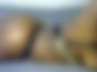 thickpetite's Live Sex Cam Show