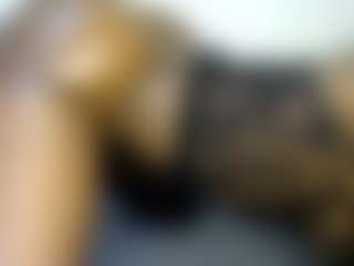 thickpetite's Live Sex Cam Show