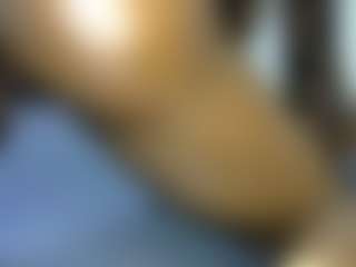thickpetite's Live Sex Cam Show
