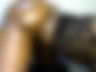 thickpetite's Live Sex Cam Show