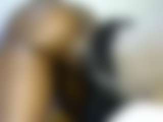 thickpetite's Live Sex Cam Show