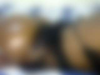 thickpetite's Live Sex Cam Show
