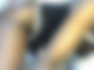 thickpetite's Live Sex Cam Show