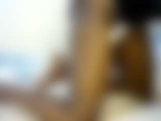 thickpetite's Live Sex Cam Show