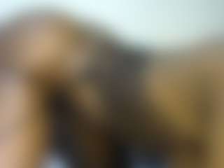 thickpetite's Live Sex Cam Show