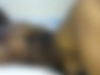 thickpetite's Live Sex Cam Show