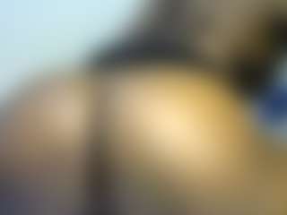 thickpetite's Live Sex Cam Show