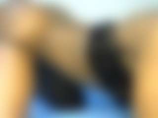 thickpetite's Live Sex Cam Show