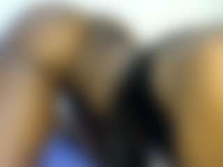 thickpetite's Live Sex Cam Show
