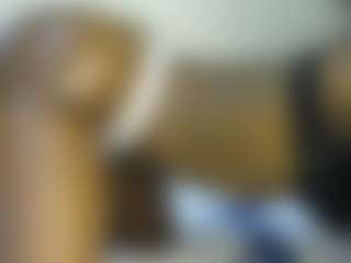 Live cam show with thickpetite - Fingering on Camsoda