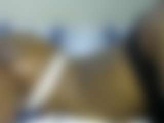 Live cam show with thickpetite - Fingering on Camsoda