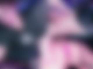 Live cam show with That Ashe Tho - Curvy Latina on CamwithHer