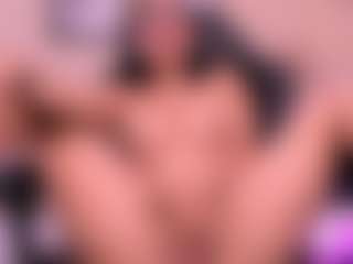 Live cam show with Mia-Gothzx - Small Tits on Camsoda