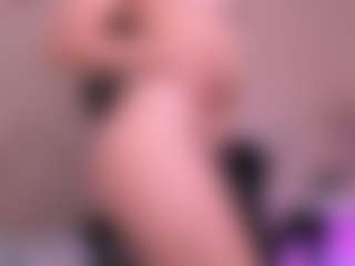 Mia-Gothzx's Live Sex Cam Show