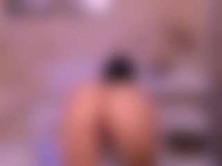 Live cam show with Mia-Gothzx - Control on madthumbs