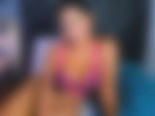 Live cam show with Catalina-muss - Brown Hair on googirlz
