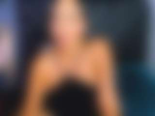 Live cam show with Catalina-muss - Athletic Strip on Camsoda