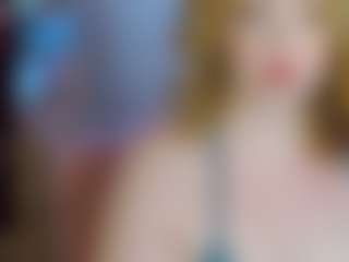 Live cam show with Catey Cakes Cake - Green Eyes on milfzrlive.com