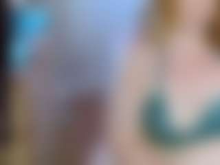 Live cam show with Catey Cakes Cake - Green Eyes on fuklive.com
