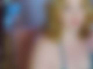 Live cam show with Catey Cakes Cake - Green Eyes on mypornchat.com