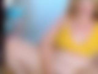 Live cam show with Catey Cakes Cake - Red Hair on Milf Play