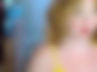 Live cam show with Catey Cakes Cake - Green Eyes on CamSextacy