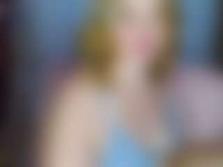 Live cam show with Catey Cakes Cake - Red Hair HD on Camsoda