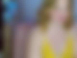 Live cam show with Catey Cakes Cake - Red Hair Blowjob on live.xheat.ai