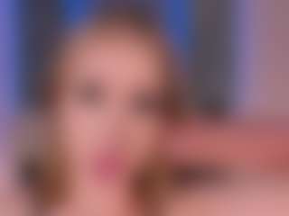 Live cam show with Anika - Green Eyes on CamwithHer