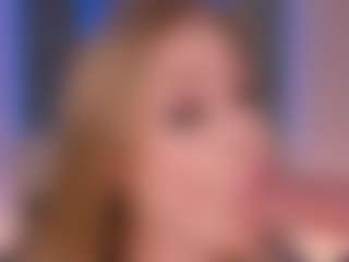 Live cam show with Anika - Fingers on Mixed Magazine Live