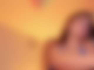 Live cam show with Cristiina-presley - Cumshot on Camsoda