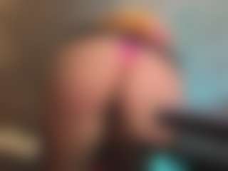 Cristiina-presley's Live Sex Cam Show